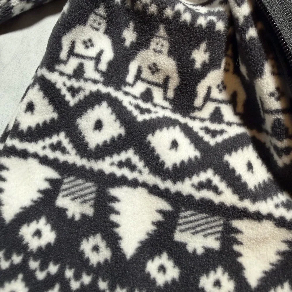 OshKosh Bgosh Toddler 2T Fleece Jacket Black White Bigfoot Fair Isle Full Zip